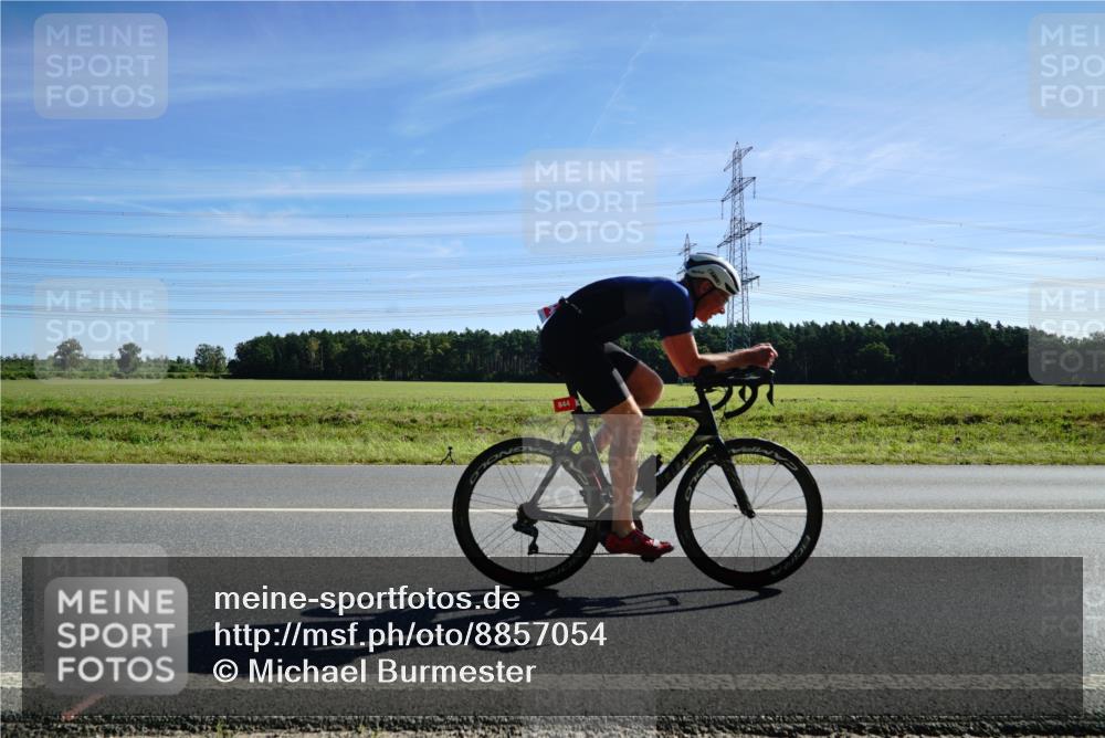 07.09.2025 - 19. Norderstedt Triathlon Michael Burmester http://msf.ph/oto/8857054 07.09.2025 11:15:12 Radfahren 844, 1180 meine-sportfotos.de