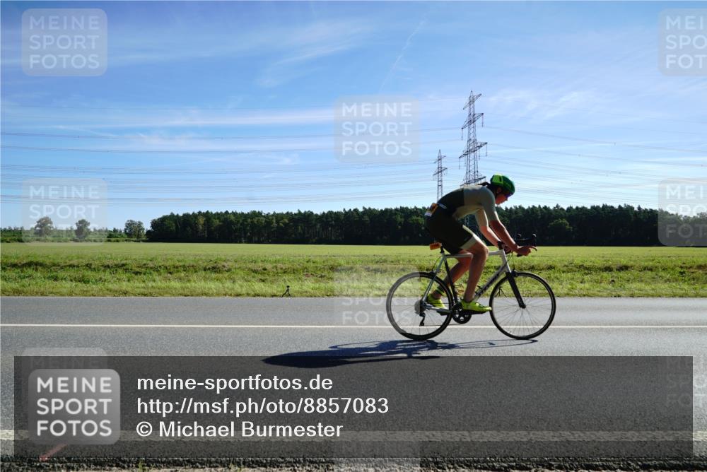 07.09.2025 - 19. Norderstedt Triathlon Michael Burmester http://msf.ph/oto/8857083 07.09.2025 11:15:23 Radfahren 300, 1159, 1188, 1394 meine-sportfotos.de