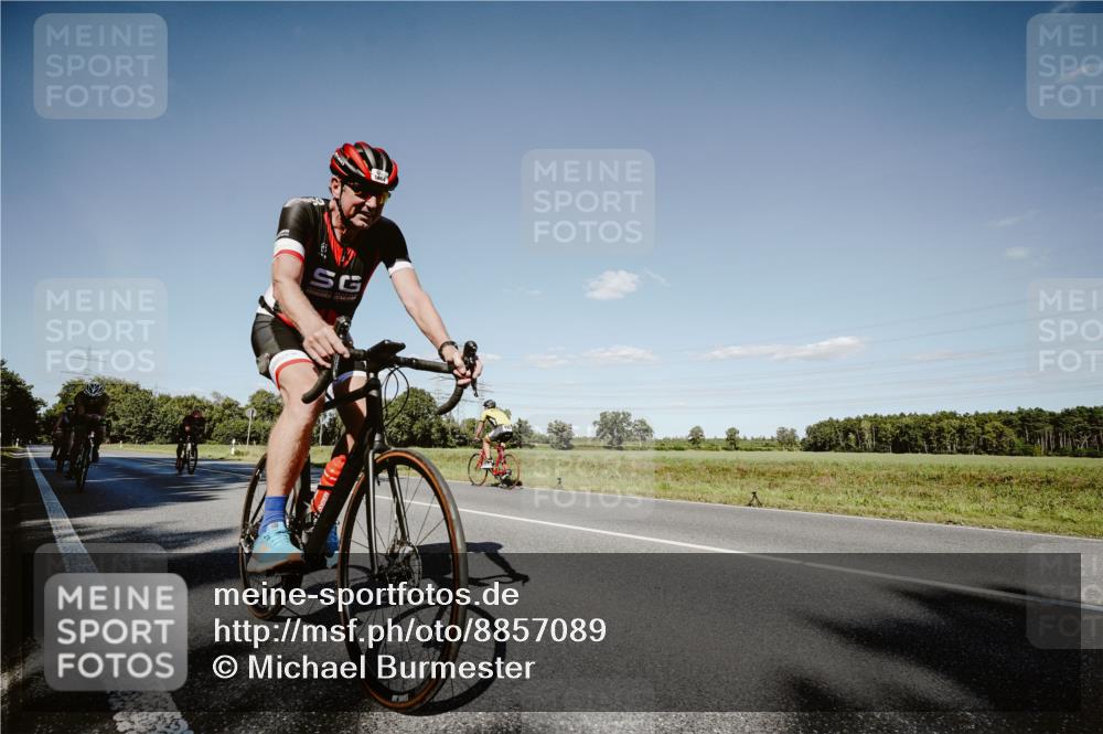 07.09.2025 - 19. Norderstedt Triathlon Michael Burmester http://msf.ph/oto/8857089 07.09.2025 15:28:06 Radfahren 376, 397, 418, 923, 929, 952, 1455, 1464 meine-sportfotos.de