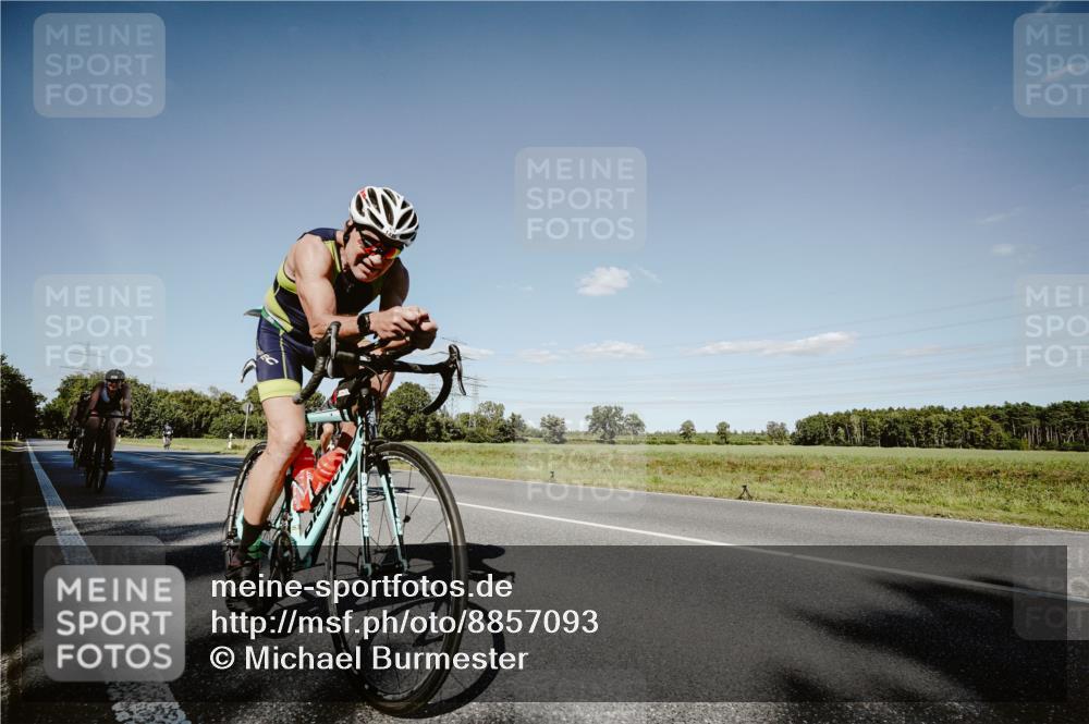 07.09.2025 - 19. Norderstedt Triathlon Michael Burmester http://msf.ph/oto/8857093 07.09.2025 15:28:07 Radfahren 376, 418, 923, 929, 952, 1455, 1464 meine-sportfotos.de