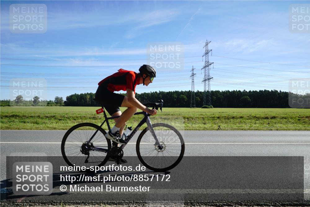 07.09.2025 - 19. Norderstedt Triathlon Michael Burmester http://msf.ph/oto/8857172 07.09.2025 11:16:26 Radfahren 862 meine-sportfotos.de