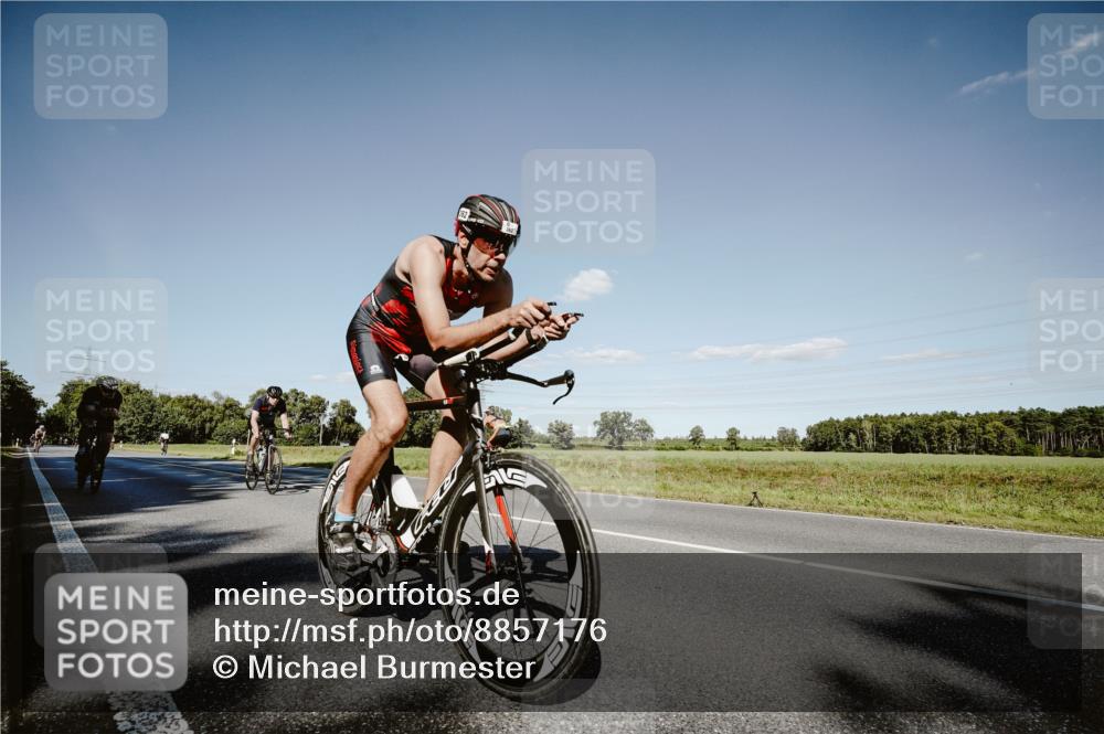07.09.2025 - 19. Norderstedt Triathlon Michael Burmester http://msf.ph/oto/8857176 07.09.2025 15:28:56 Radfahren 362, 462, 864, 1444 meine-sportfotos.de