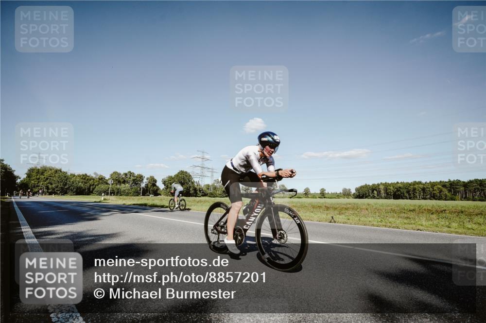 07.09.2025 - 19. Norderstedt Triathlon Michael Burmester http://msf.ph/oto/8857201 07.09.2025 15:29:11 Radfahren 429, 448, 1474 meine-sportfotos.de