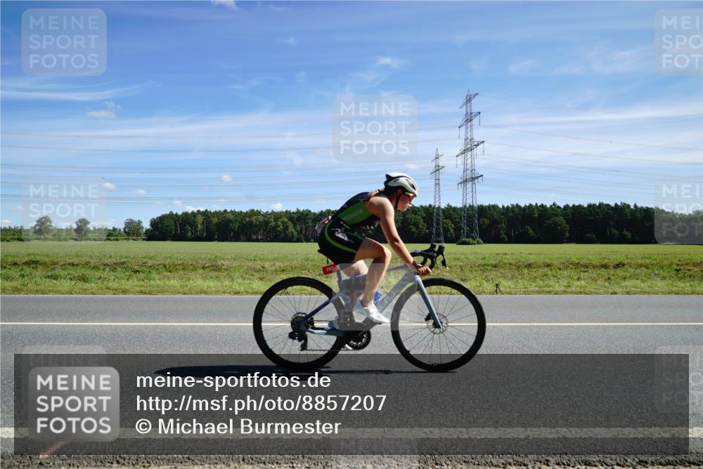 07.09.2025 - 19. Norderstedt Triathlon Michael Burmester http://msf.ph/oto/8857207 07.09.2025 12:56:00 Radfahren 177, 707, 1391 meine-sportfotos.de