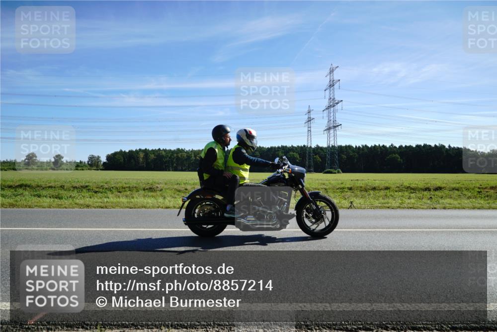 07.09.2025 - 19. Norderstedt Triathlon Michael Burmester http://msf.ph/oto/8857214 07.09.2025 11:17:01 Radfahren 784 meine-sportfotos.de