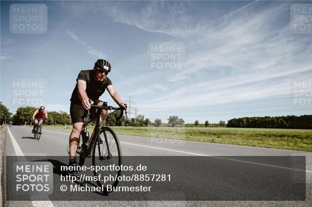 07.09.2025 - 19. Norderstedt Triathlon Michael Burmester http://msf.ph/oto/8857281 07.09.2025 12:23:42 Radfahren 1216, 1397 meine-sportfotos.de