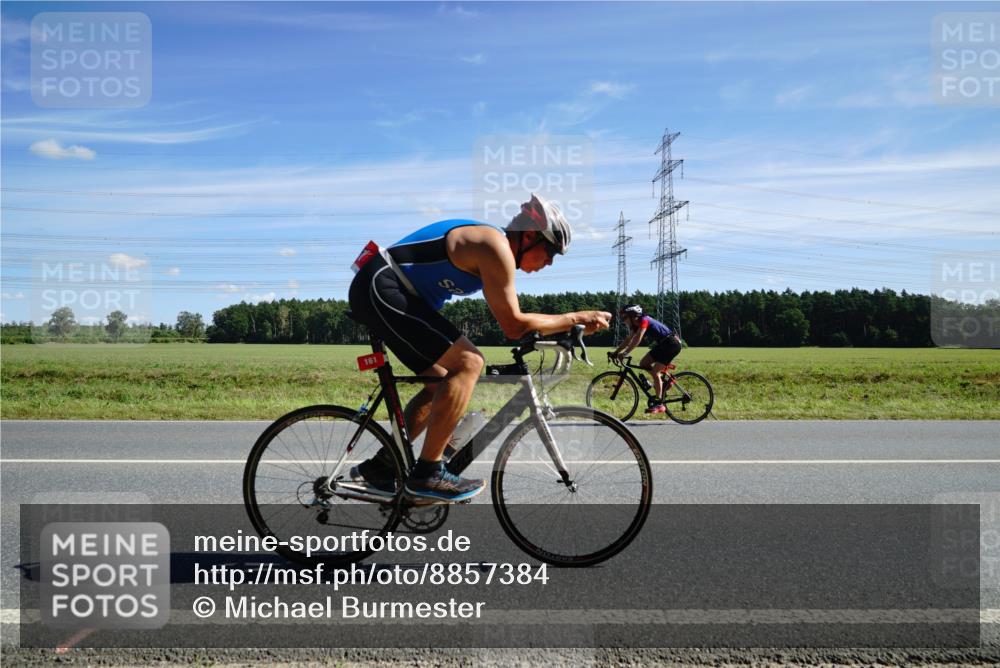 07.09.2025 - 19. Norderstedt Triathlon Michael Burmester http://msf.ph/oto/8857384 07.09.2025 12:57:23 Radfahren 161, 351 meine-sportfotos.de