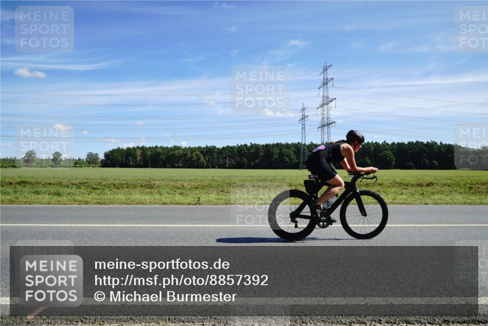 07.09.2025 - 19. Norderstedt Triathlon Michael Burmester http://msf.ph/oto/8857392 07.09.2025 12:57:24 Radfahren 161, 351 meine-sportfotos.de