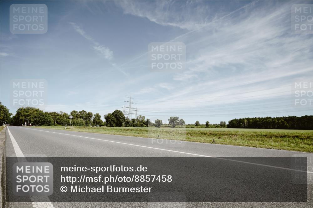 07.09.2025 - 19. Norderstedt Triathlon Michael Burmester http://msf.ph/oto/8857458 07.09.2025 12:24:48 Radfahren  meine-sportfotos.de
