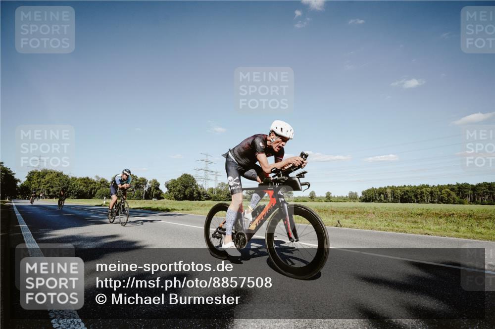 07.09.2025 - 19. Norderstedt Triathlon Michael Burmester http://msf.ph/oto/8857508 07.09.2025 15:32:03 Radfahren 902, 1427, 1460, 1479, 1523 meine-sportfotos.de
