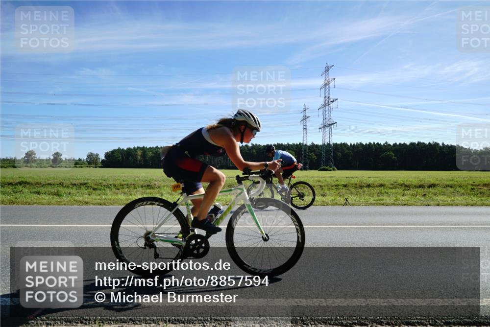 07.09.2025 - 19. Norderstedt Triathlon Michael Burmester http://msf.ph/oto/8857594 07.09.2025 11:21:32 Radfahren 1193 meine-sportfotos.de
