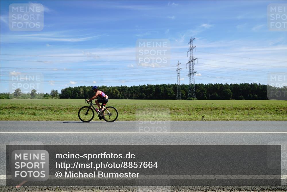 07.09.2025 - 19. Norderstedt Triathlon Michael Burmester http://msf.ph/oto/8857664 07.09.2025 13:00:10 Radfahren  meine-sportfotos.de