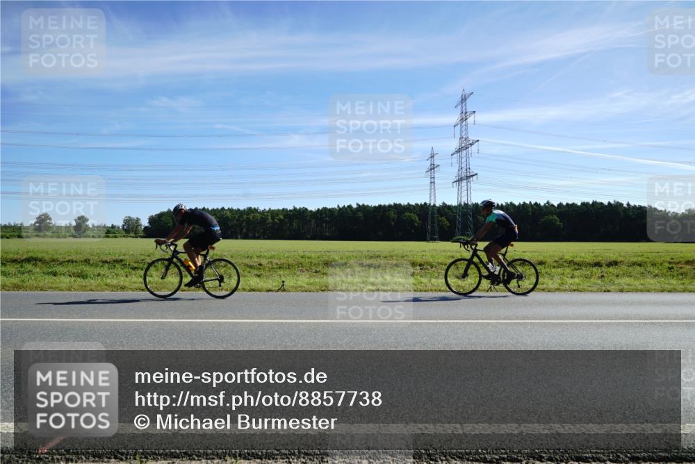 07.09.2025 - 19. Norderstedt Triathlon Michael Burmester http://msf.ph/oto/8857738 07.09.2025 11:23:11 Radfahren  meine-sportfotos.de