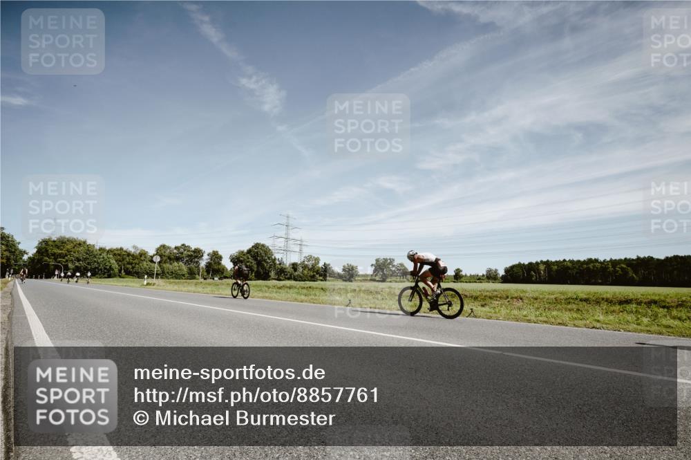 07.09.2025 - 19. Norderstedt Triathlon Michael Burmester http://msf.ph/oto/8857761 07.09.2025 12:27:17 Radfahren  meine-sportfotos.de