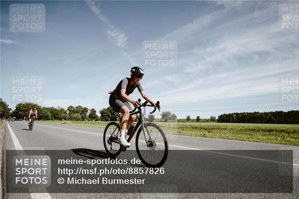 07.09.2025 - 19. Norderstedt Triathlon Michael Burmester http://msf.ph/oto/8857826 07.09.2025 12:27:50 Radfahren 258, 1263 meine-sportfotos.de