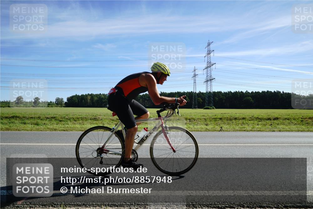 07.09.2025 - 19. Norderstedt Triathlon Michael Burmester http://msf.ph/oto/8857948 07.09.2025 11:25:36 Radfahren 1219, 1236 meine-sportfotos.de