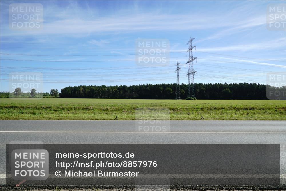 07.09.2025 - 19. Norderstedt Triathlon Michael Burmester http://msf.ph/oto/8857976 07.09.2025 11:25:55 Radfahren  meine-sportfotos.de