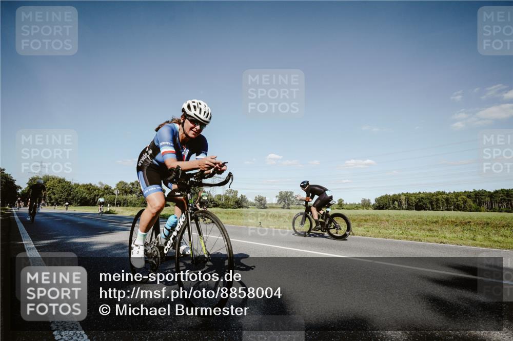 07.09.2025 - 19. Norderstedt Triathlon Michael Burmester http://msf.ph/oto/8858004 07.09.2025 15:36:24 Radfahren 372, 414, 1447, 1538 meine-sportfotos.de