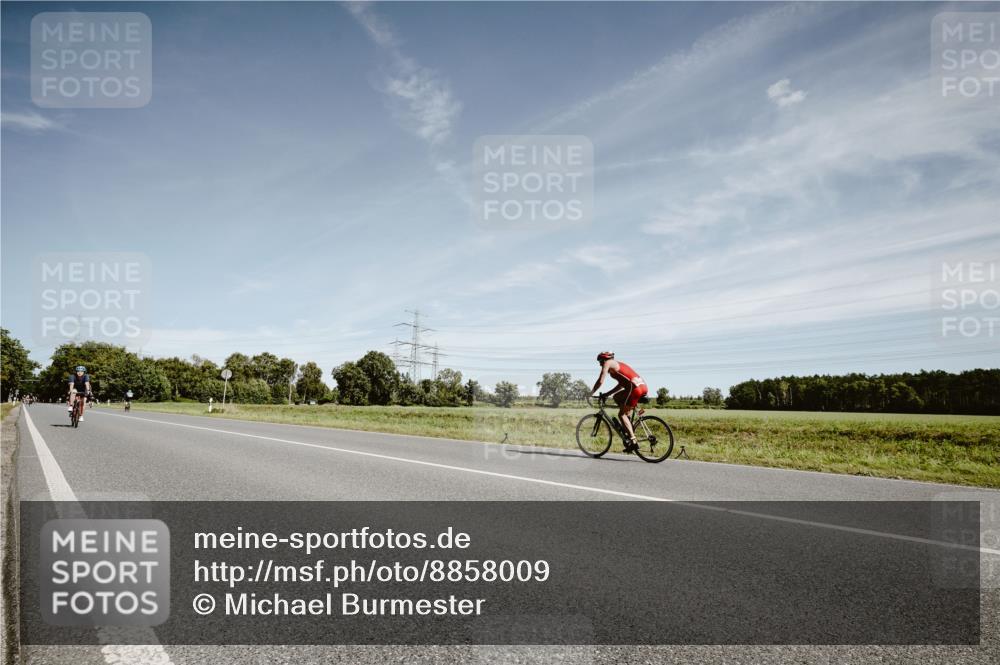 07.09.2025 - 19. Norderstedt Triathlon Michael Burmester http://msf.ph/oto/8858009 07.09.2025 12:29:03 Radfahren 851, 1345 meine-sportfotos.de