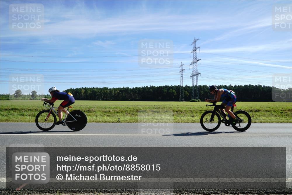 07.09.2025 - 19. Norderstedt Triathlon Michael Burmester http://msf.ph/oto/8858015 07.09.2025 11:26:15 Radfahren 1187, 1383 meine-sportfotos.de