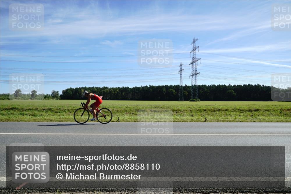 07.09.2025 - 19. Norderstedt Triathlon Michael Burmester http://msf.ph/oto/8858110 07.09.2025 11:27:07 Radfahren 229, 1160, 1171, 1253, 1390 meine-sportfotos.de