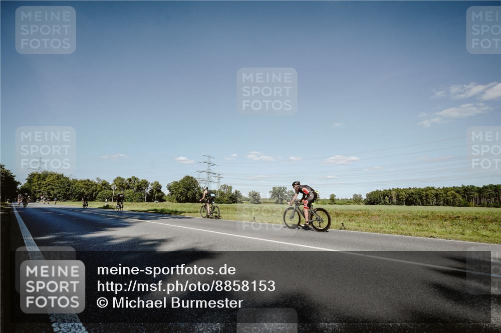 07.09.2025 - 19. Norderstedt Triathlon Michael Burmester http://msf.ph/oto/8858153 07.09.2025 15:37:20 Radfahren  meine-sportfotos.de