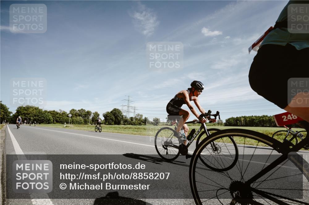 07.09.2025 - 19. Norderstedt Triathlon Michael Burmester http://msf.ph/oto/8858207 07.09.2025 12:30:41 Radfahren 248, 1221, 1248 meine-sportfotos.de