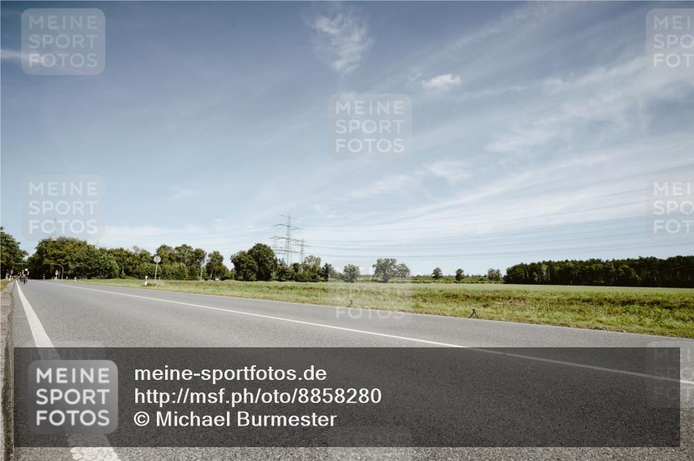 07.09.2025 - 19. Norderstedt Triathlon Michael Burmester http://msf.ph/oto/8858280 07.09.2025 12:31:17 Radfahren 175, 1369 meine-sportfotos.de