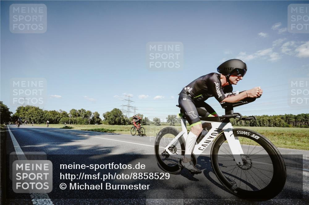 07.09.2025 - 19. Norderstedt Triathlon Michael Burmester http://msf.ph/oto/8858529 07.09.2025 15:40:32 Radfahren 376, 498, 510, 537, 1522 meine-sportfotos.de