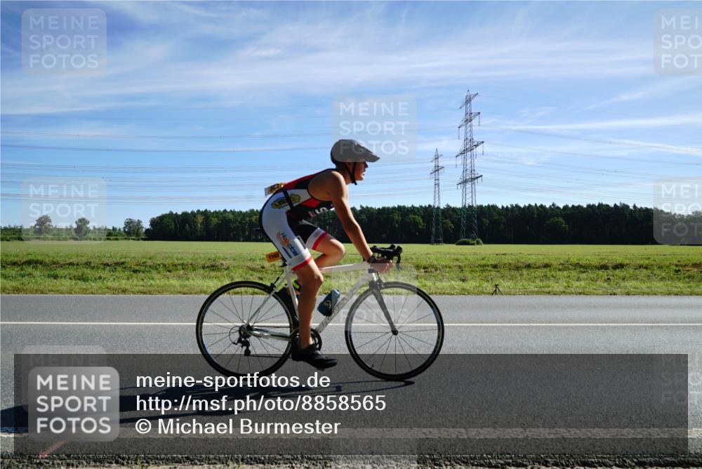07.09.2025 - 19. Norderstedt Triathlon Michael Burmester http://msf.ph/oto/8858565 07.09.2025 11:30:55 Radfahren 1162, 1202 meine-sportfotos.de