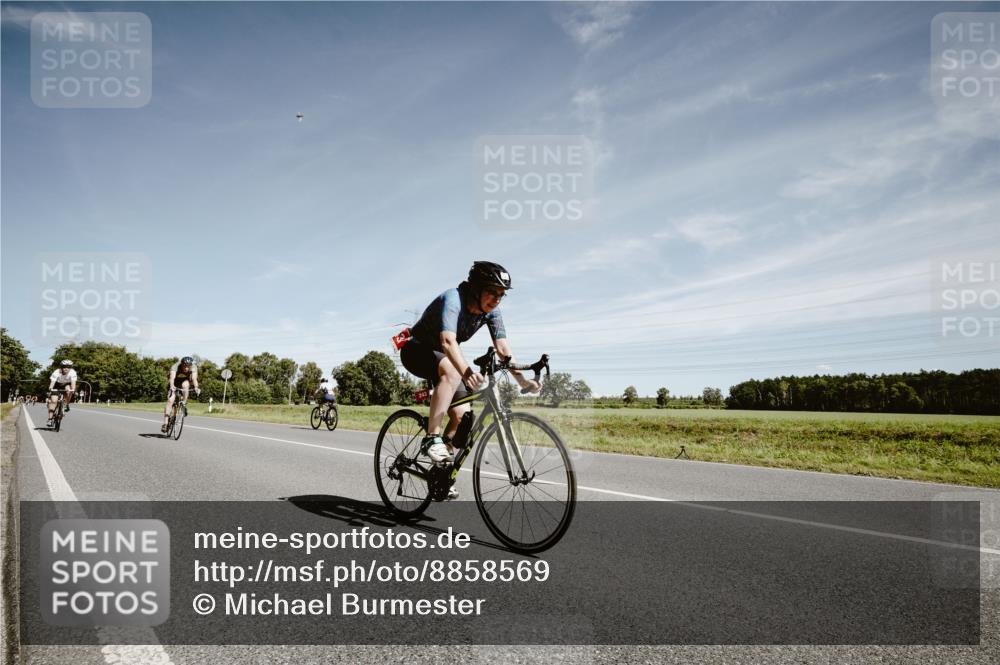 07.09.2025 - 19. Norderstedt Triathlon Michael Burmester http://msf.ph/oto/8858569 07.09.2025 12:33:51 Radfahren 188, 236, 243, 308, 767, 783, 1362 meine-sportfotos.de