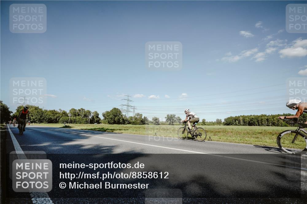 07.09.2025 - 19. Norderstedt Triathlon Michael Burmester http://msf.ph/oto/8858612 07.09.2025 15:41:10 Radfahren 527, 1443 meine-sportfotos.de