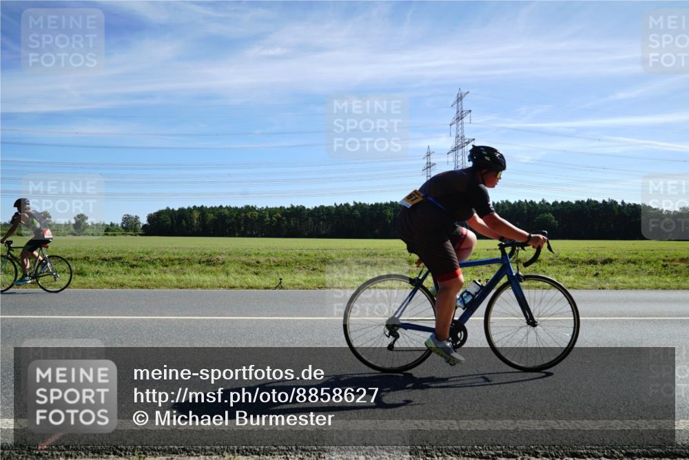 07.09.2025 - 19. Norderstedt Triathlon Michael Burmester http://msf.ph/oto/8858627 07.09.2025 11:31:15 Radfahren 1161, 1332 meine-sportfotos.de