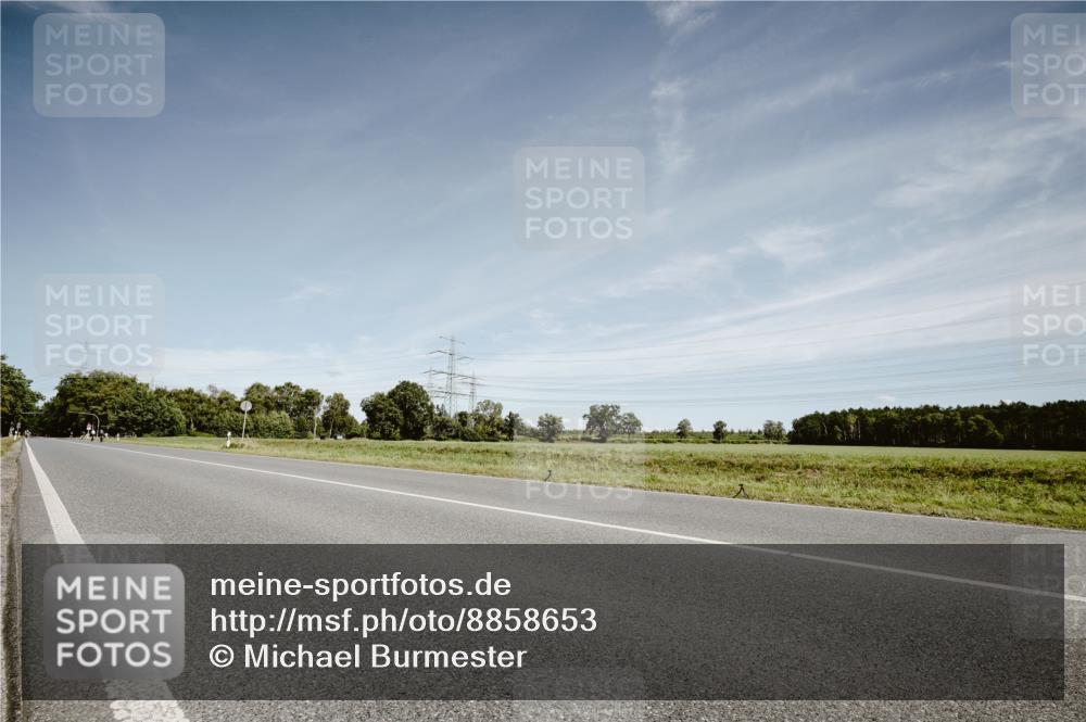 07.09.2025 - 19. Norderstedt Triathlon Michael Burmester http://msf.ph/oto/8858653 07.09.2025 12:34:33 Radfahren 1293 meine-sportfotos.de