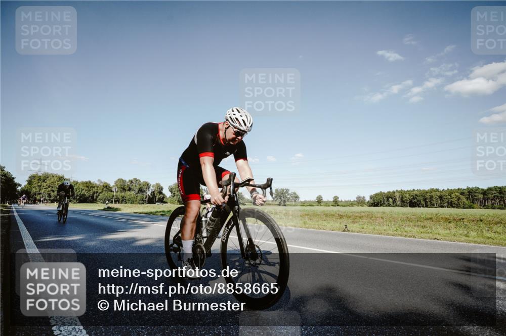 07.09.2025 - 19. Norderstedt Triathlon Michael Burmester http://msf.ph/oto/8858665 07.09.2025 15:41:33 Radfahren 538, 931 meine-sportfotos.de