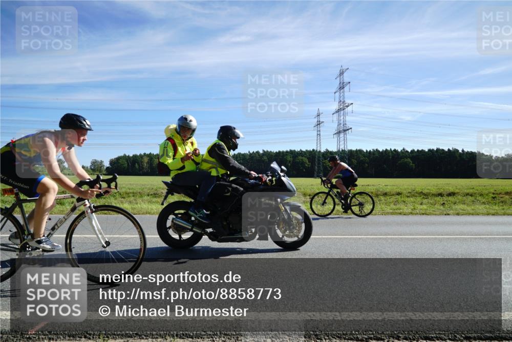 07.09.2025 - 19. Norderstedt Triathlon Michael Burmester http://msf.ph/oto/8858773 07.09.2025 11:32:46 Radfahren 774, 834, 1167 meine-sportfotos.de