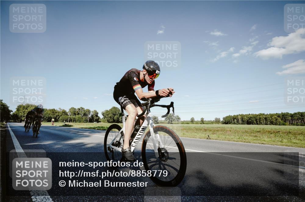 07.09.2025 - 19. Norderstedt Triathlon Michael Burmester http://msf.ph/oto/8858779 07.09.2025 15:42:17 Radfahren 494, 512, 1479, 1530 meine-sportfotos.de