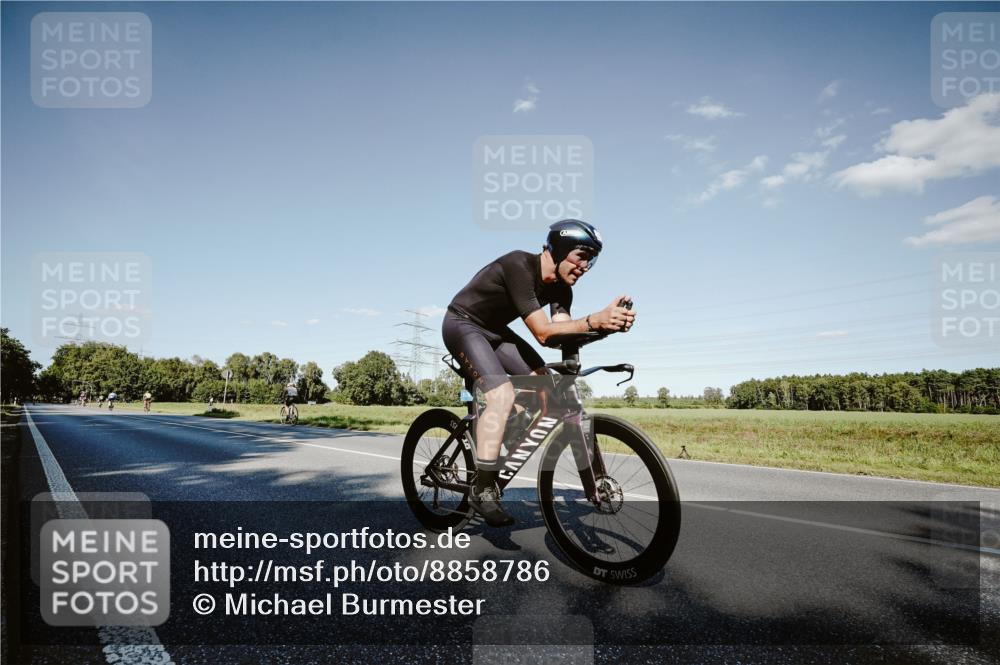 07.09.2025 - 19. Norderstedt Triathlon Michael Burmester http://msf.ph/oto/8858786 07.09.2025 15:42:19 Radfahren 494, 512, 1479 meine-sportfotos.de