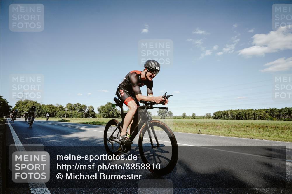 07.09.2025 - 19. Norderstedt Triathlon Michael Burmester http://msf.ph/oto/8858810 07.09.2025 15:42:37 Radfahren 378, 515, 520, 535, 953 meine-sportfotos.de