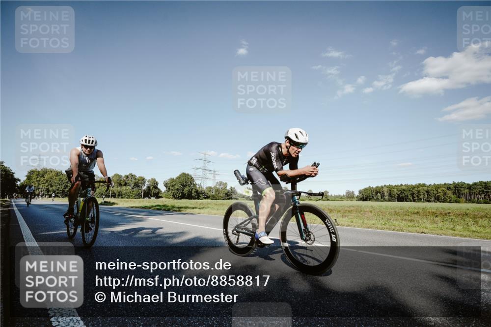 07.09.2025 - 19. Norderstedt Triathlon Michael Burmester http://msf.ph/oto/8858817 07.09.2025 15:42:40 Radfahren 378, 515, 520, 535, 955 meine-sportfotos.de