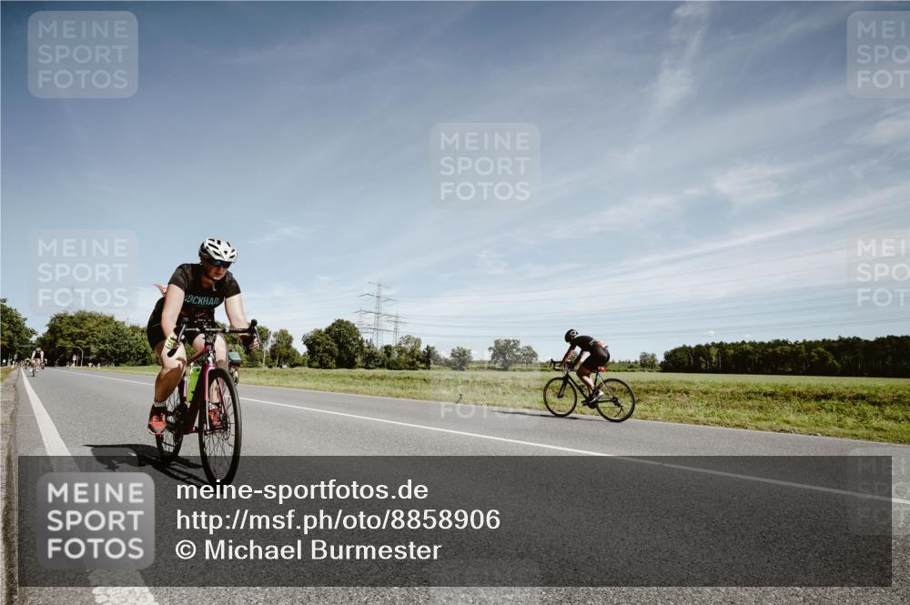 07.09.2025 - 19. Norderstedt Triathlon Michael Burmester http://msf.ph/oto/8858906 07.09.2025 12:37:26 Radfahren 1268, 1373 meine-sportfotos.de