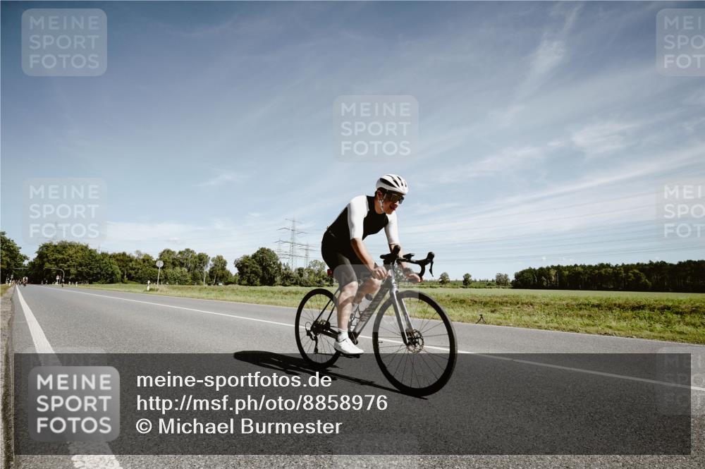 07.09.2025 - 19. Norderstedt Triathlon Michael Burmester http://msf.ph/oto/8858976 07.09.2025 12:38:11 Radfahren 781, 1290 meine-sportfotos.de