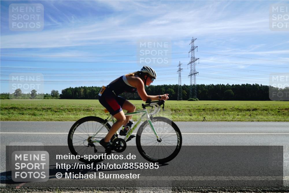 07.09.2025 - 19. Norderstedt Triathlon Michael Burmester http://msf.ph/oto/8858985 07.09.2025 11:34:43 Radfahren 736, 1193 meine-sportfotos.de