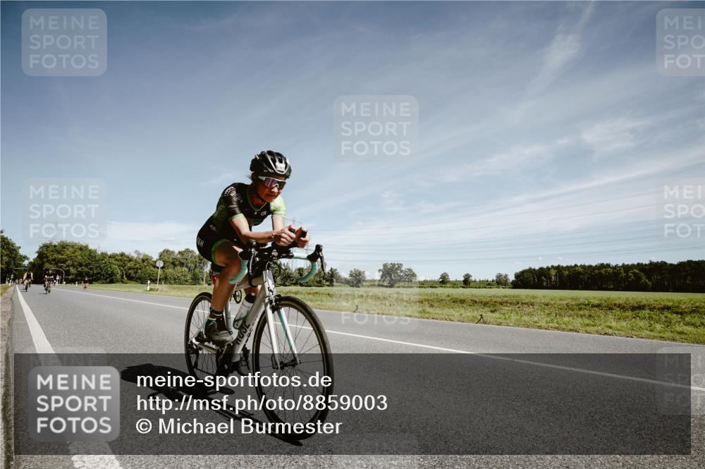 07.09.2025 - 19. Norderstedt Triathlon Michael Burmester http://msf.ph/oto/8859003 07.09.2025 12:38:33 Radfahren 247, 759, 1262 meine-sportfotos.de