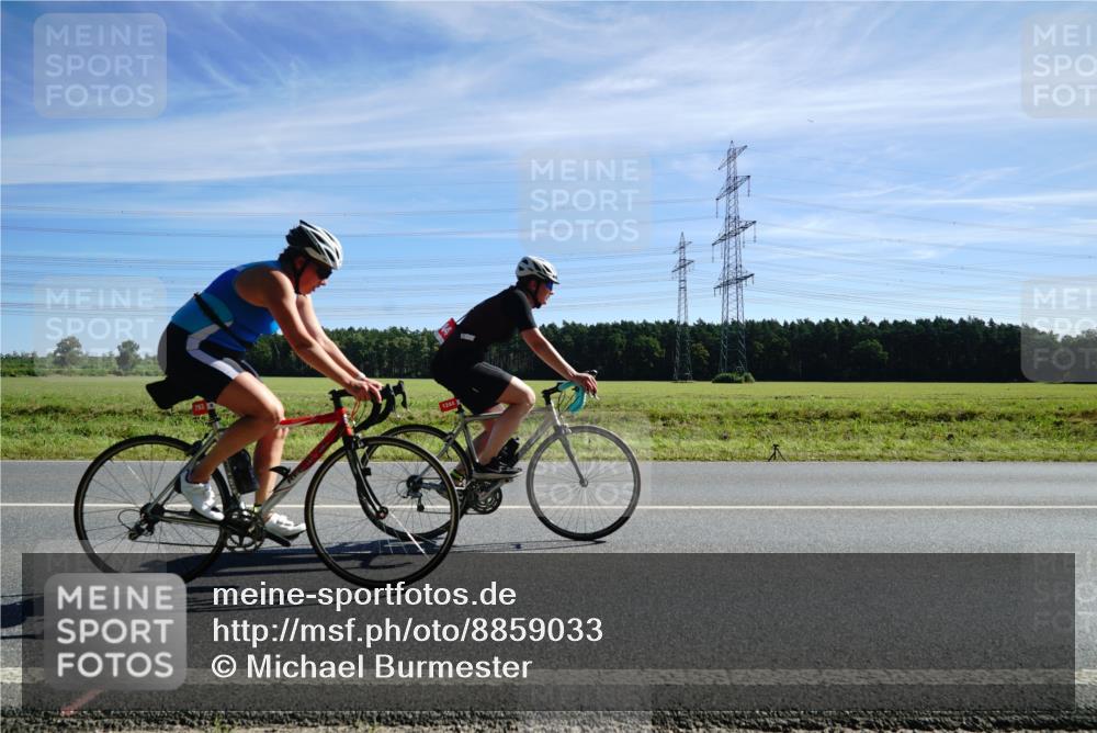 07.09.2025 - 19. Norderstedt Triathlon Michael Burmester http://msf.ph/oto/8859033 07.09.2025 11:35:03 Radfahren 155, 228, 280, 793, 1244 meine-sportfotos.de