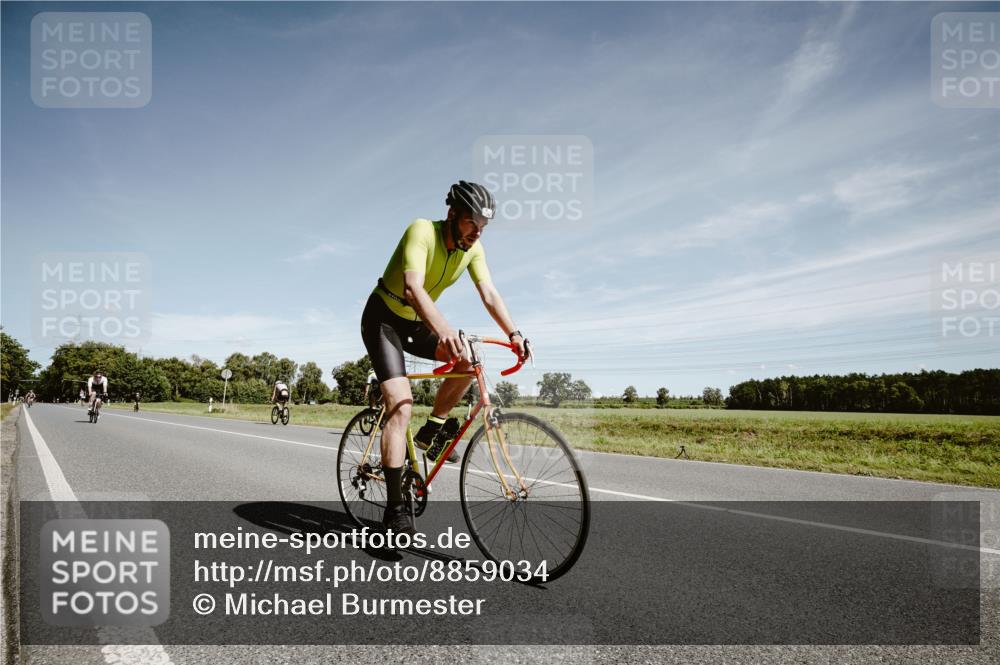 07.09.2025 - 19. Norderstedt Triathlon Michael Burmester http://msf.ph/oto/8859034 07.09.2025 12:38:47 Radfahren 754, 1384 meine-sportfotos.de