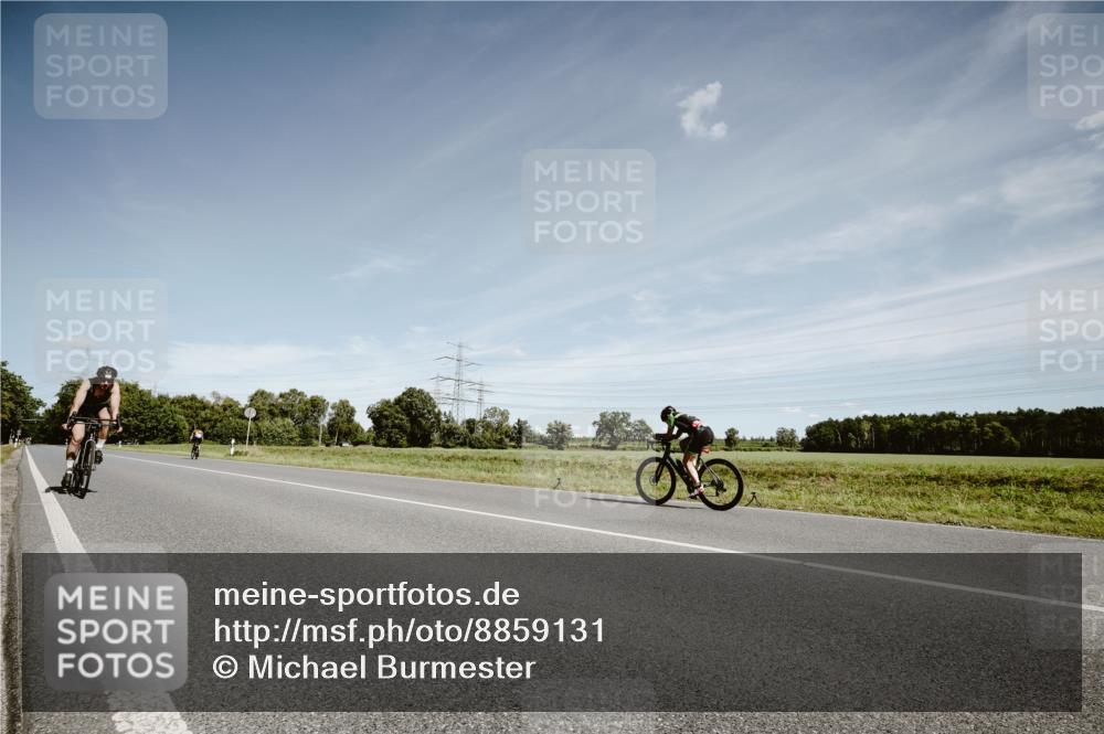 07.09.2025 - 19. Norderstedt Triathlon Michael Burmester http://msf.ph/oto/8859131 07.09.2025 12:40:33 Radfahren 847 meine-sportfotos.de