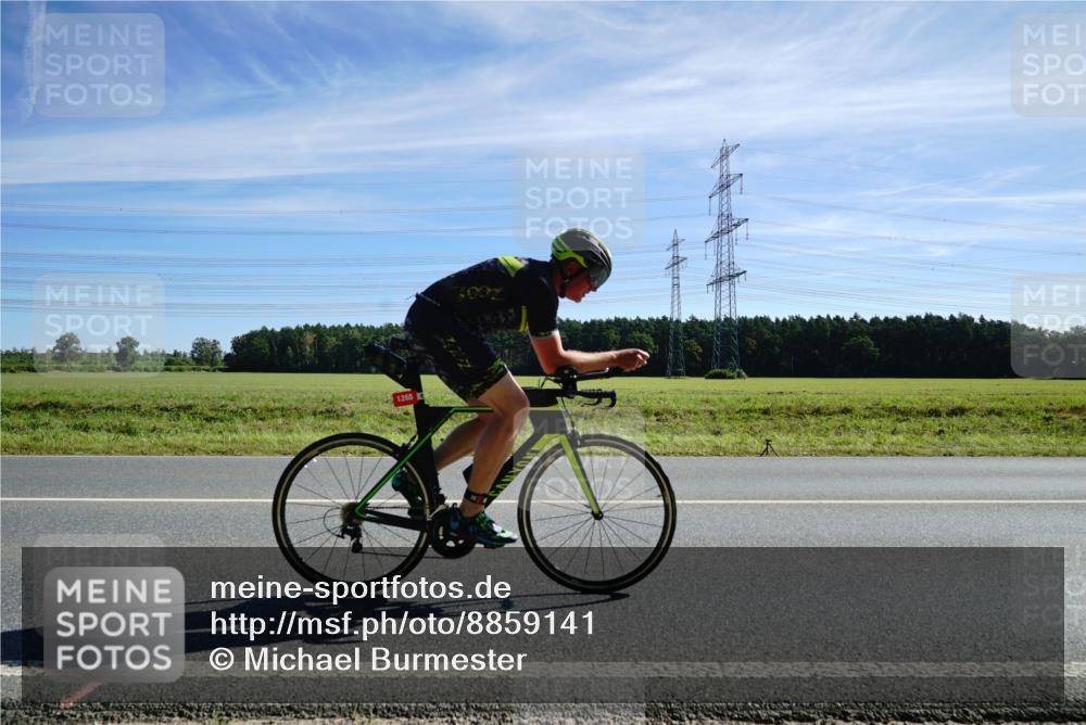 07.09.2025 - 19. Norderstedt Triathlon Michael Burmester http://msf.ph/oto/8859141 07.09.2025 11:35:59 Radfahren 1194, 1265 meine-sportfotos.de
