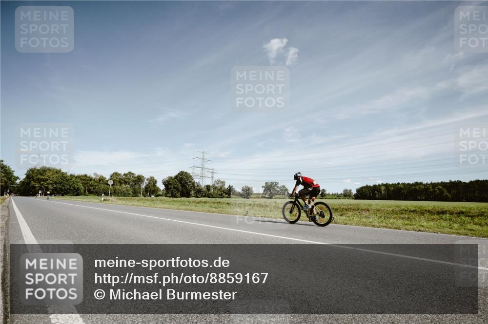 07.09.2025 - 19. Norderstedt Triathlon Michael Burmester http://msf.ph/oto/8859167 07.09.2025 12:41:11 Radfahren  meine-sportfotos.de