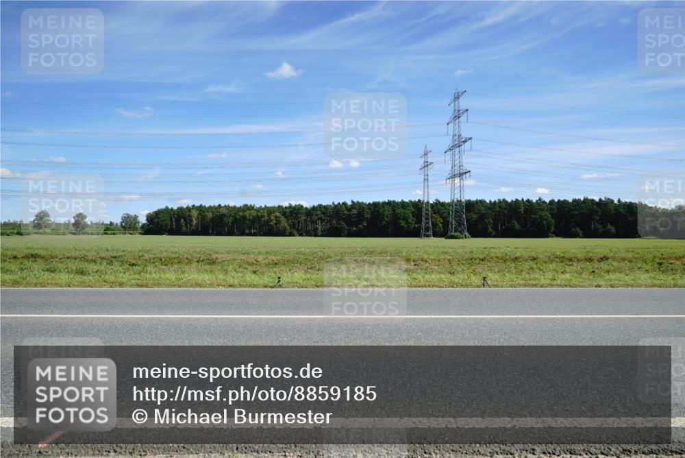 07.09.2025 - 19. Norderstedt Triathlon Michael Burmester http://msf.ph/oto/8859185 07.09.2025 13:30:45 Radfahren  meine-sportfotos.de